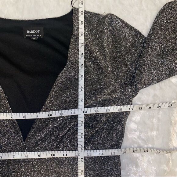 Bardot Marlena Silver Metallic Shimmer Long Balloon Sleeve Short Dress size 6 - Picture 9 of 12